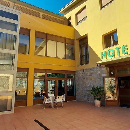 Hotel Font Del Pla La Jonquera Exterior photo