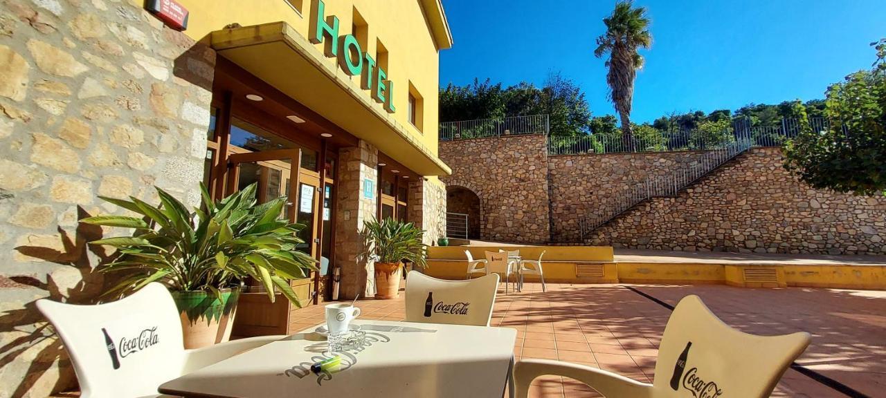 Hotel Font Del Pla La Jonquera Exterior photo