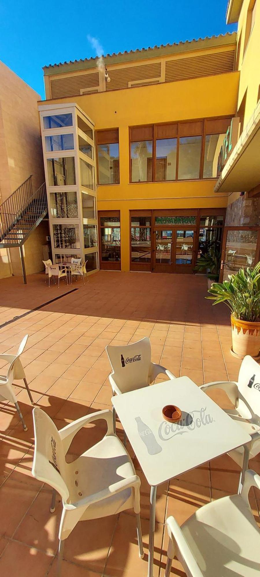 Hotel Font Del Pla La Jonquera Exterior photo